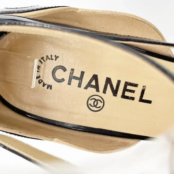 Chanel Vintage Beige Black Patent Leather Cap Toe CC Logo Strappy Heels EU 40 - Picture 16 of 16